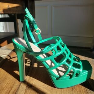 Via Libera Emerald Green Cutout Platform Heels Size 23.5 (6.5)
